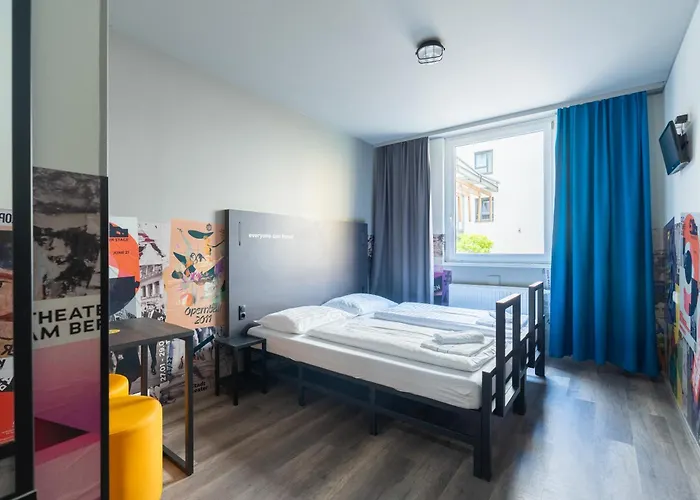 Hotel A&o Hauptbahnhof 2*